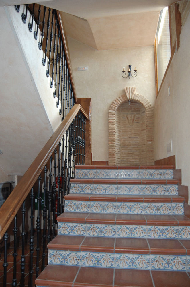 La Casona De Dona Petra Hotell Villarmentero de Campos Exteriör bild